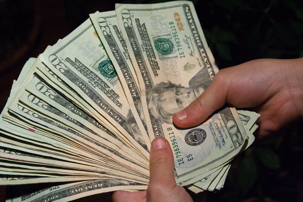 MOney2