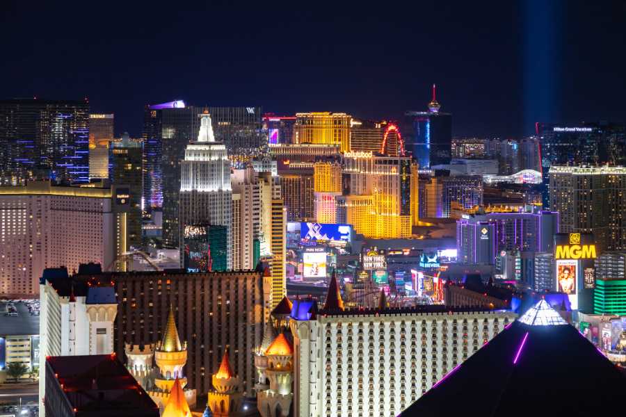 How to get from Las Vegas Airport to the Strip