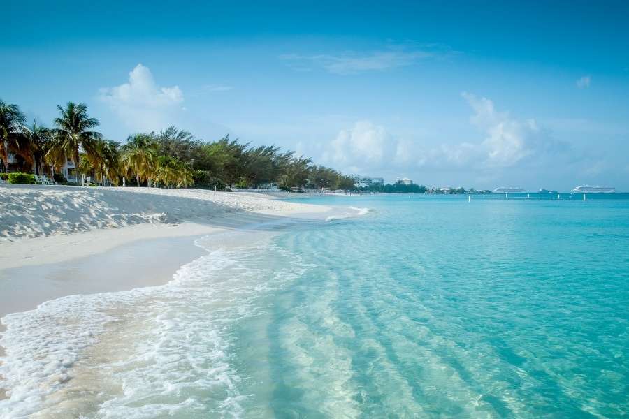 grand cayman airport transportation