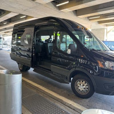 LaGuardia Airport Van Service